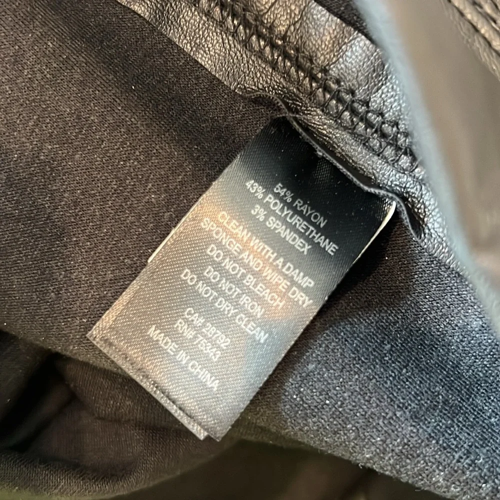 Faux Leather, elastic waist, long pencil skirt - Picture 6 of 6